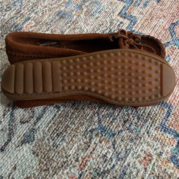 Minnetonka Suede moccasins - Picture 3 of 5